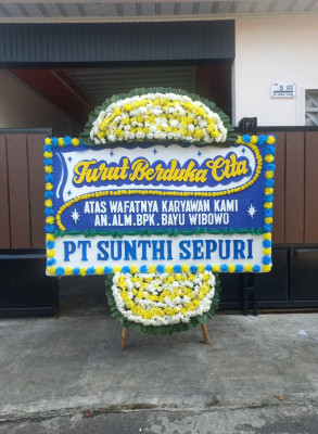 Papan Bunga Duka di Sei Selincah