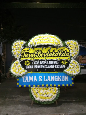 Papan Bunga Duka di Sei Selincah